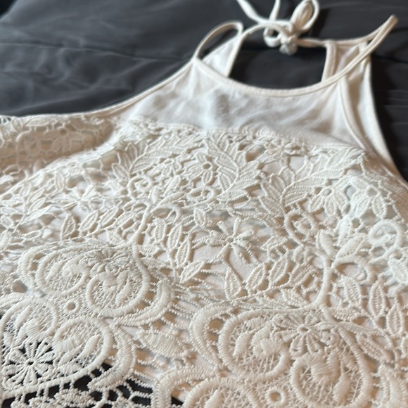 Garage White Crop Top - Picture 2 of 4